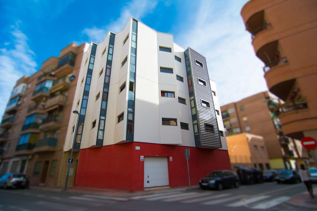 Apartamentos 16:9 Playa Suites Almería Eksteriør bilde